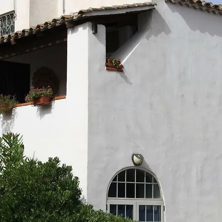 Дом отдыха Paola 2 Капитана